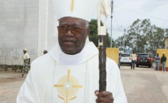 “Crismados devem a tarefa de anunciar o salvador” afirma Dom Zacarias