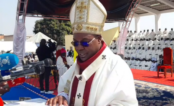 Arcebispo do Huambo sublinha importância da solidariedade na resolução de problemas nas comunidades