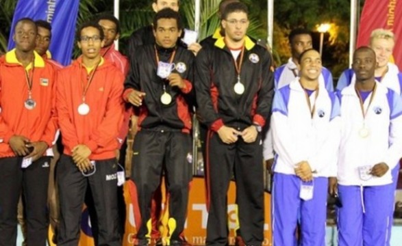 Angola conquista o 2º lugar no zonal de natação