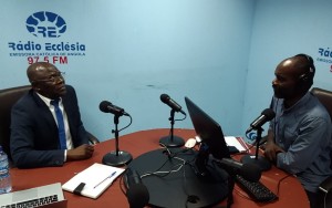 Discurso Directo: Economista Lopes Paulo