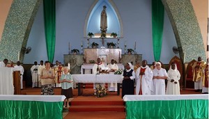 No dia do cansagrado Dom Filomeno alerta religiosos sobre a “ bênção de Deus”