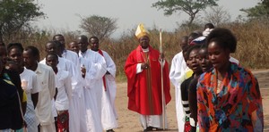 Catequistas em Kiwaba -Nzoje estão a ser acusados de feitiçaria