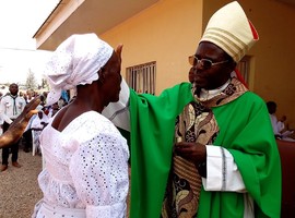 Bispo de Malanje alerta para a perigosa confiança em forças ocultas