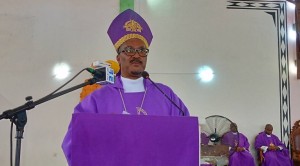 Bispo de Caxito exorta cristãos a não se conformarem com o mal