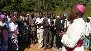 Missão de Cacuso recebe visita do Pastor de Malanje 