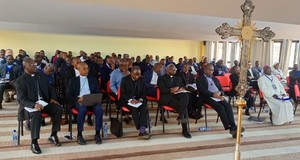 Funcionamento dos tribunais eclesiais a luz dos novos desafios domina Iº fórum nacional de direito canónico
