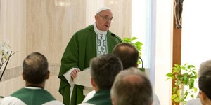 Papa “o cristão reza pelo seu inimigo e o ama”