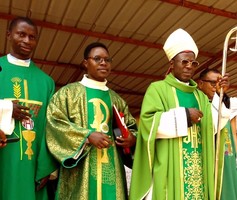 Arcebispo de Malanje volta a apelar famílias angolanas a dizer não à prática do aborto