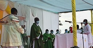“Páscoa é a nossa própria vida” diz Bispo auxiliar