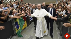 Não fazer turismo espiritual na Igreja, mas viver como irmãos, Papa na audiência geral