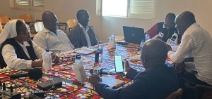 Mesa Redonda: Jubileu de Dom Mbilingi