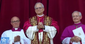 Cardeal Robert Francis Prevost eleito Papa