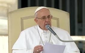 Na audiência Geral Papa falou sobre o Baptismo