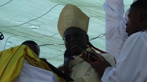 Já esta a disposição dos cristãos a bíblia sagrada traduzida em língua nacional umbundu