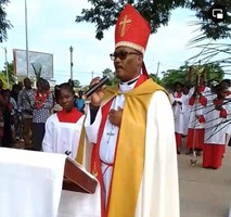 Início da Semana Santa D. Camuto apela ao silêncio