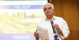 UCAN concede título de doutor honoris ao professor Alves da Rocha