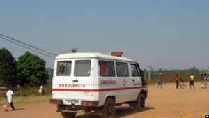 Mau estado técnico da única ambulância do hospital da Conda dificulta operações de transporte de doentes