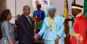 Investidura de Netumbo primeira mulher a ocupar o cargo de presidente na Namíbia