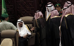 Arábia Saudita ignora protestos e executa sete condenados por roubo
