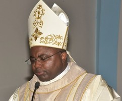 Bispo de Cabinda apela à consciência de honestidade diante das faltas