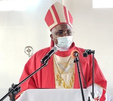 Apelo a conversão tem sido razão para a mudança da igreja, afirma bispo de Cabinda