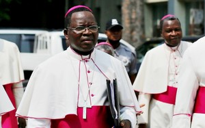 Bispos rezam pela paz e reconciliação com os refugiados da RDC na Lunda- norte