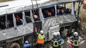 Acidente com autocarro mata cinco pessoas na Bélgica