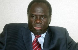 Michel Kafando nomeado presidente interino no Burkina Faso 