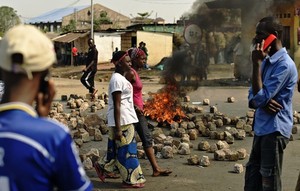 Ataques deixam mortos durante eleição presidencial do Burundi