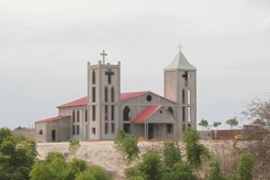 Igreja da Cabala em fase de acabamento 