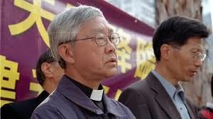 Cardeal junta-se a manifestantes em Hong Kong: “Não queremos ser escravos!”