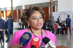Ministra Carolina anuncia apoio jurídico gratuito para mulheres vítima de violência