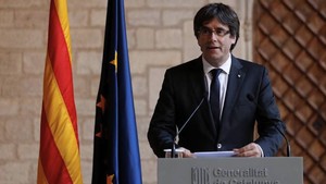 Líder catalão sob pressão na convocação de eleições 