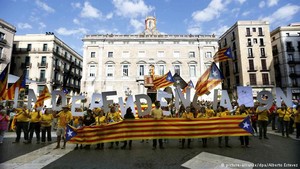 Tribunal Constitucional espanhol suspende referendo na Catalunha