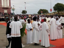 Solidariedade é o apelo de Dom Dionísio 