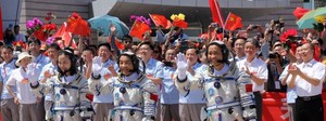 Nave chinesa Shenzhou-10 regressou à Terra