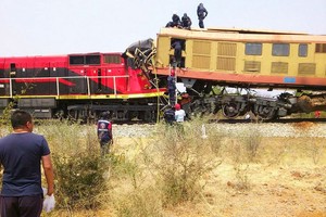 Subiu para 18 número de mortos no choque entre comboios 