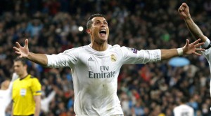 3 Golos de CR7 qualificam Real as meias finas