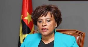 Ministra aborda internacionalização da cultura com embaixadores angolanos