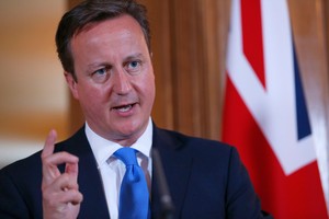Cameron orienta o seu último conselho de ministros 
