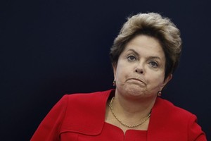 Senado afasta Dilma por 55 votos a 22