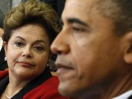 Dilma quer cabo submarino para não ser espiada pelos EUA