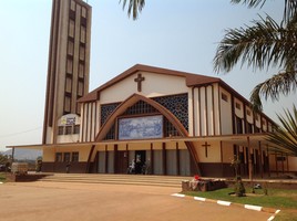 Diocese de Ndalatando 25 anos de história