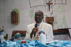 “ O ser professor não é só para transmitir conhecimentos” Dom Imbamba aos Professores das escolas católicas 