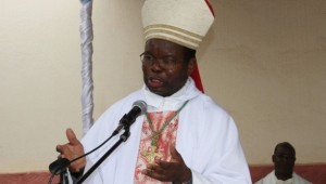 D. Dionísio aponta desobediência dos líderes como um dos factores de ruína e fracasso de Angola