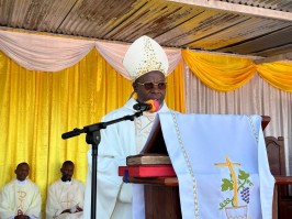 No dia mundial dos pobres D. Kiala, apela à partilha com os mais necessitados