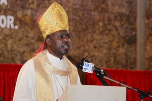 Arcebispo de Lubango homenageado pelos 20 anos de Episcopado