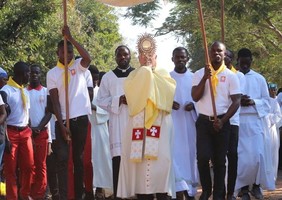 Bispo do Luena agradece catequistas pelo seu trabalho junto das comunidades