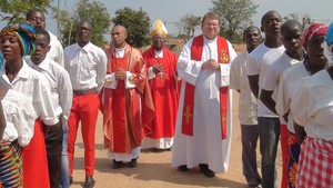 Mais aproximação dos missionários apelo de Dom Benedito no dia das missões