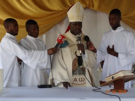 Está aberto o jubileu da nova evangelização na Arquidiocese do Lubango